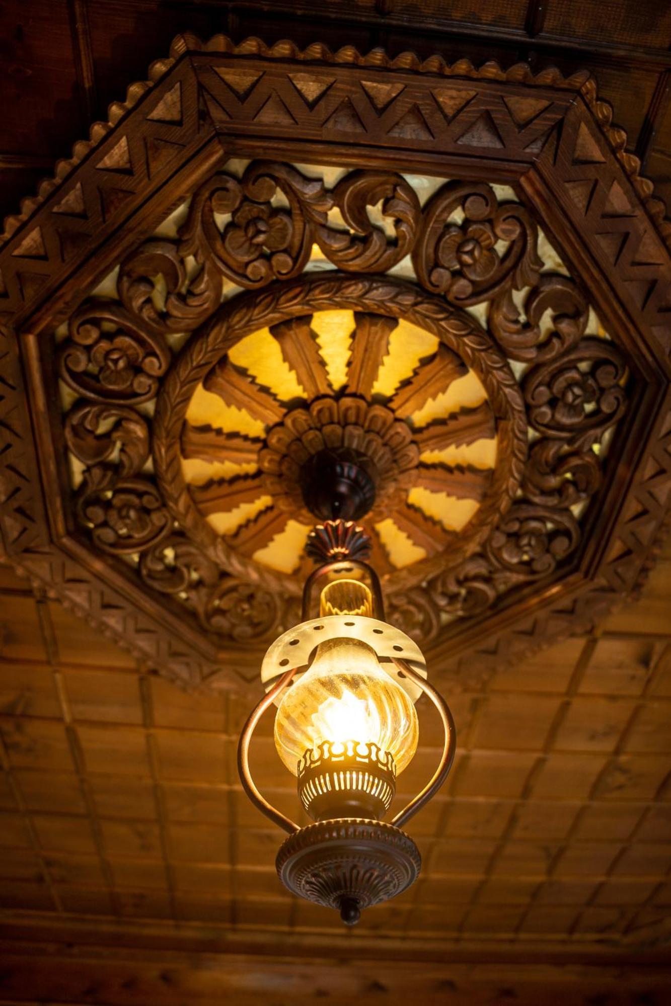 Kapllani Hotel 3*